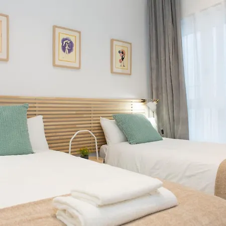 Arco Junto A La Catedral De Apartment Cadiz