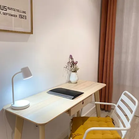 Arco Junto A La Catedral De