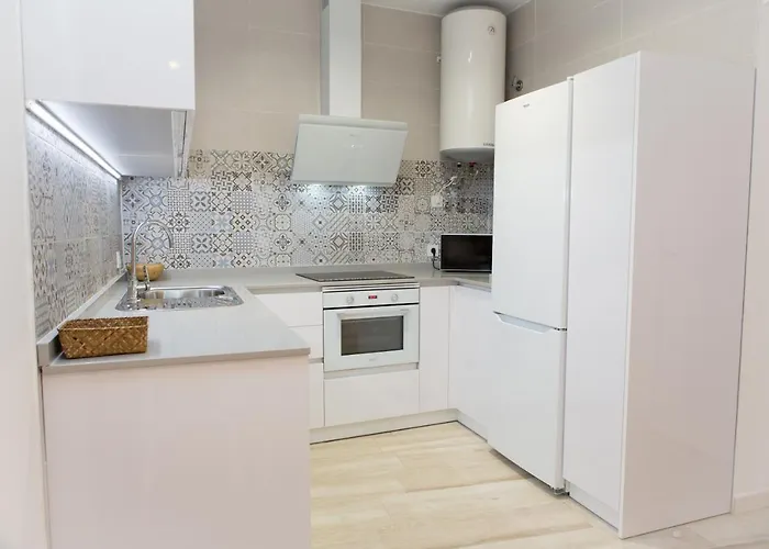 Arco Junto A La Catedral De *