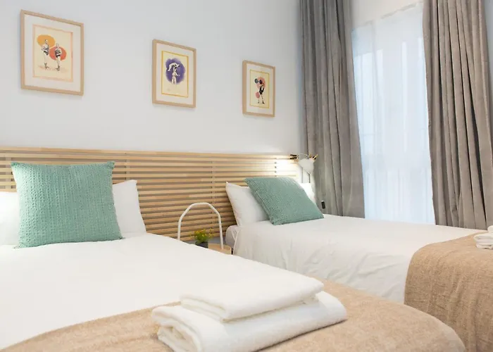 Arco Junto A La Catedral De Apartment Cadiz