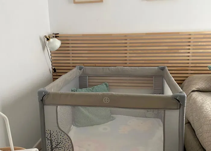 Arco Junto A La Catedral De *