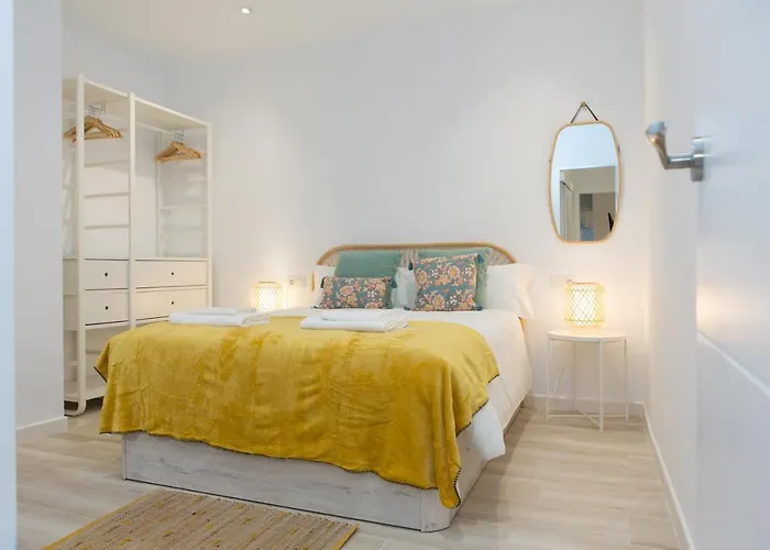 Arco Junto A La Catedral De Appartamento